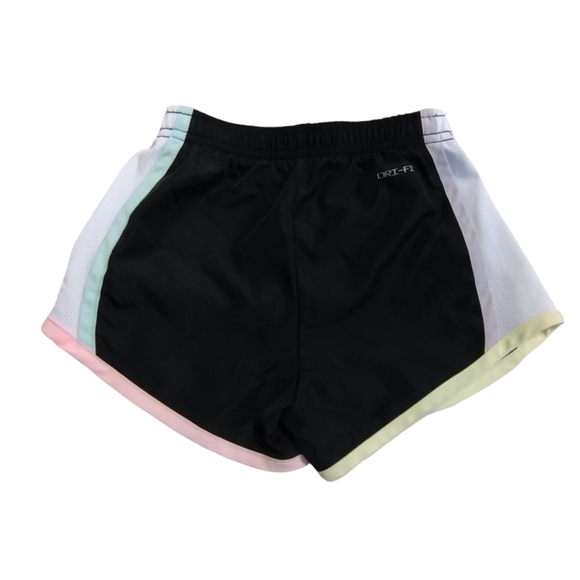 EUC Nike black DriFit gym shorts with liner Size 4-6 years - athletic multicolor - Picture 2 of 6